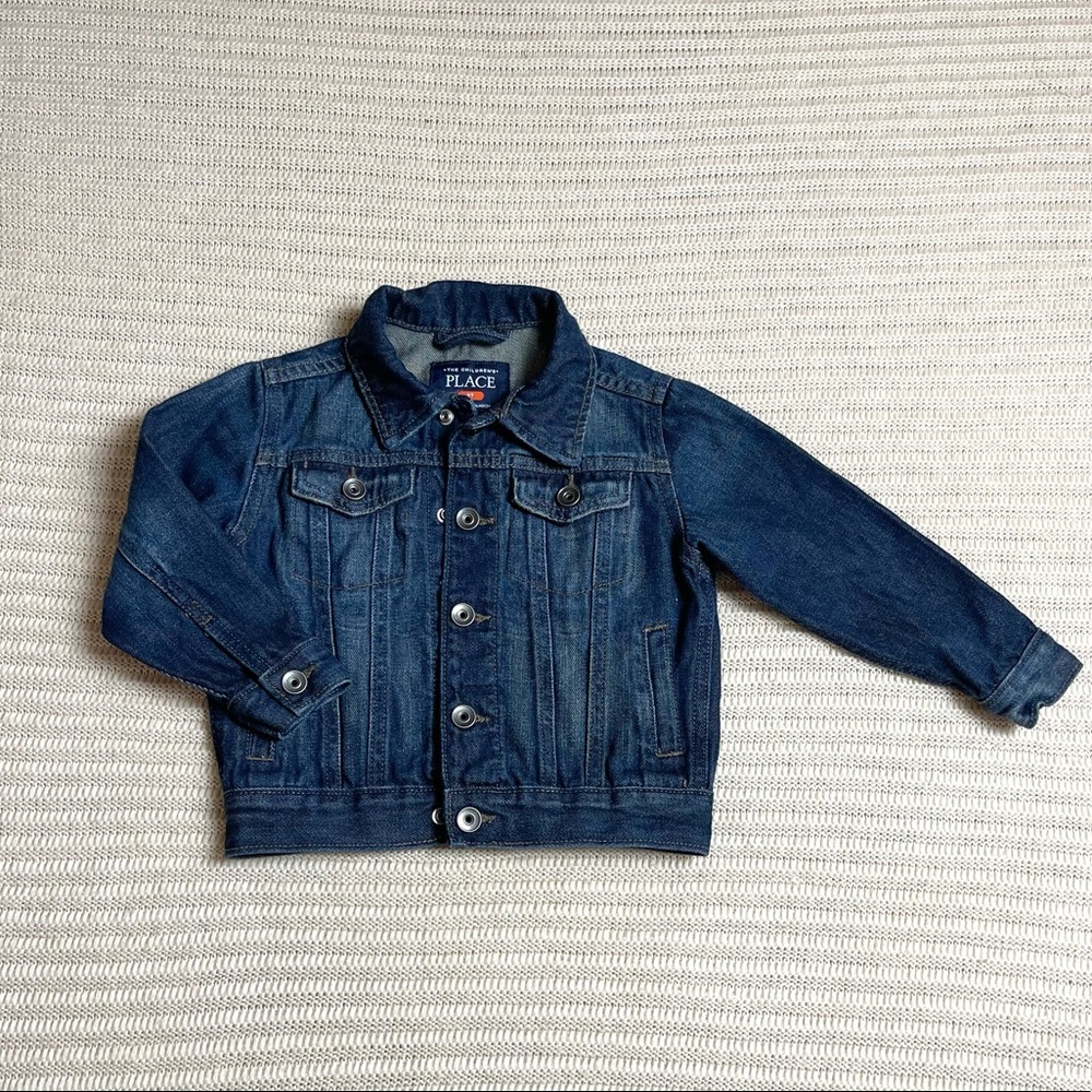 Boy’s denim jacket size 2T